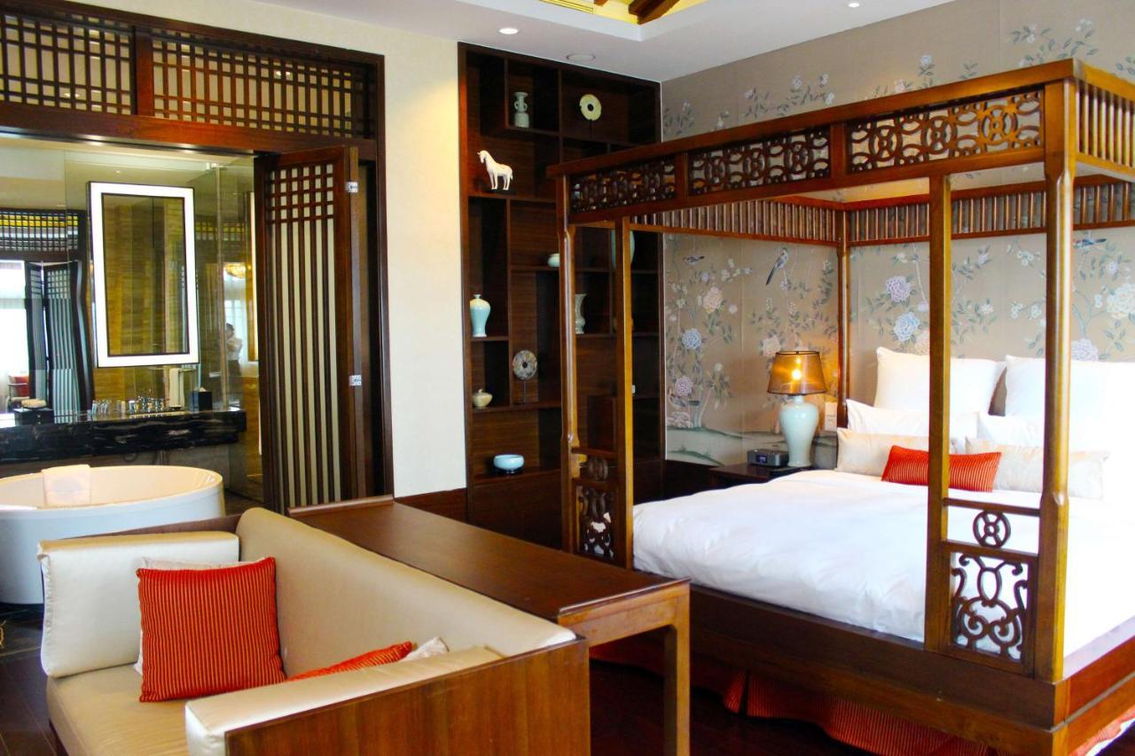 Radisson Blu Resort Wetland Park Wuxi  Exterior photo