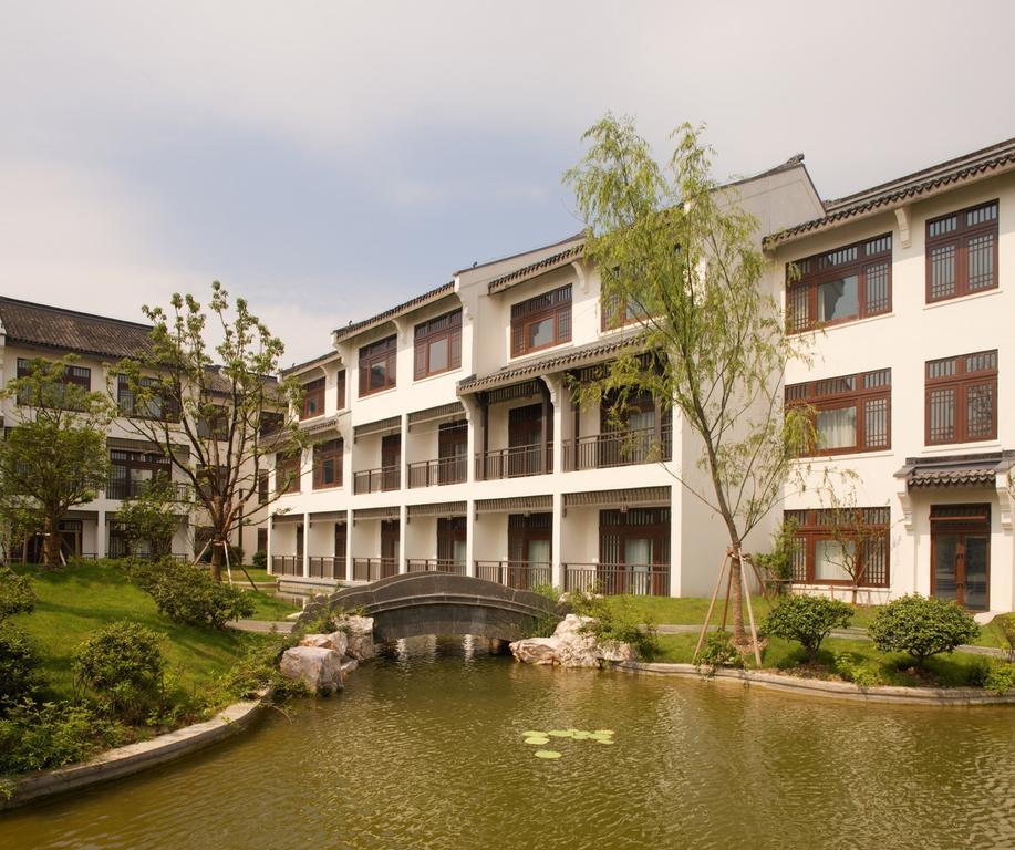 Radisson Blu Resort Wetland Park Wuxi  Exterior photo
