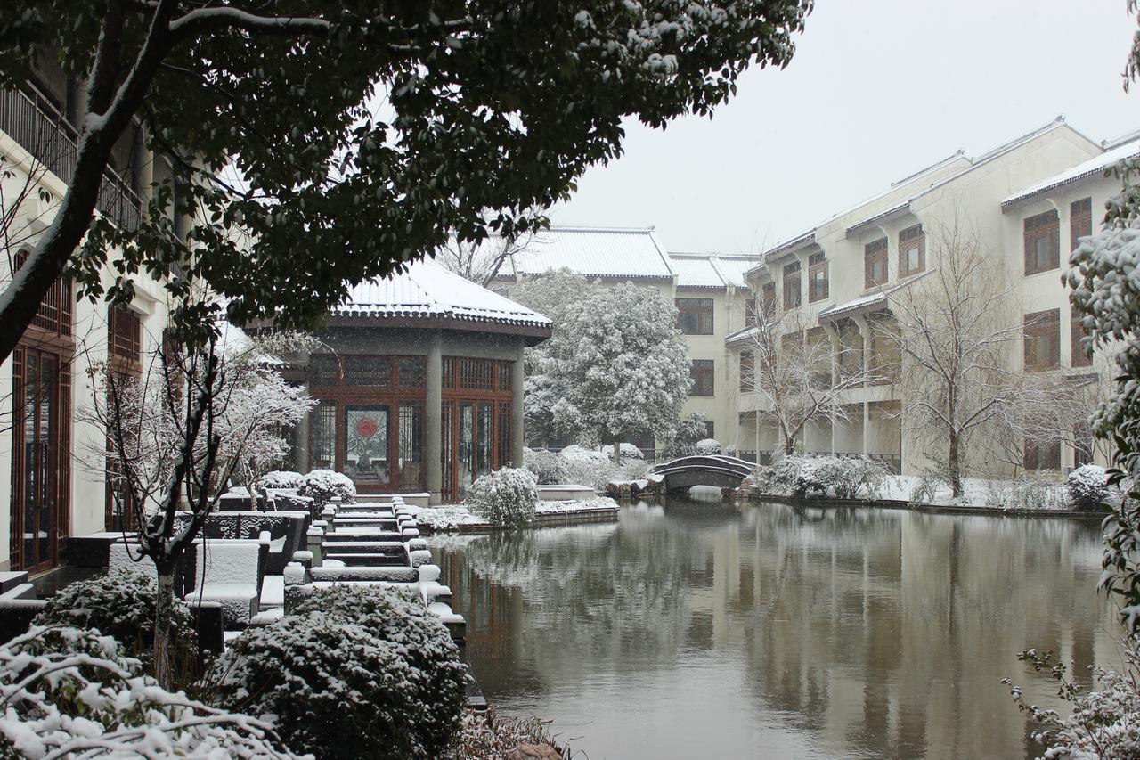 Radisson Blu Resort Wetland Park Wuxi  Exterior photo